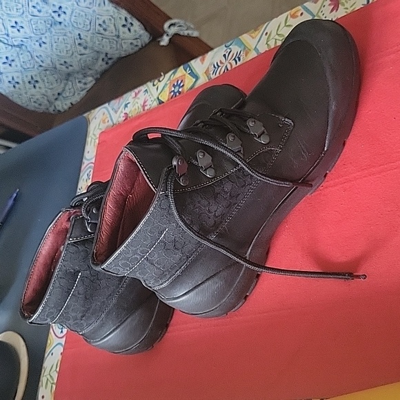 COACH leather lace up boot 8.5 - Picture 2 of 16